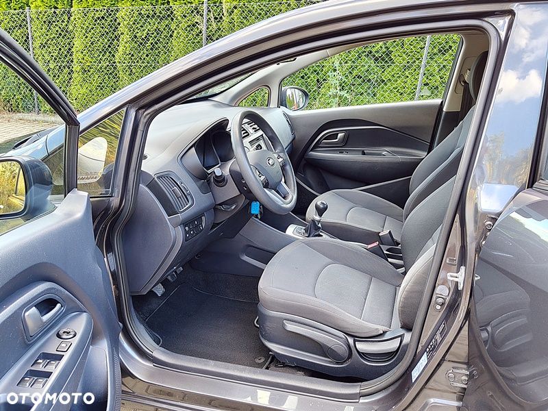 Kia Rio 1.2 Dream-Team Edition - 5