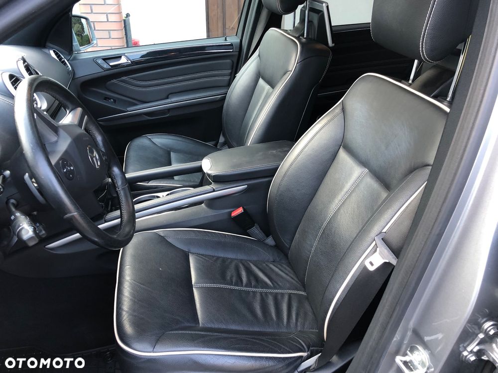 Mercedes-Benz ML 350 BlueTEC 4Matic 7G-TRONIC DPF Grand Edition - 27