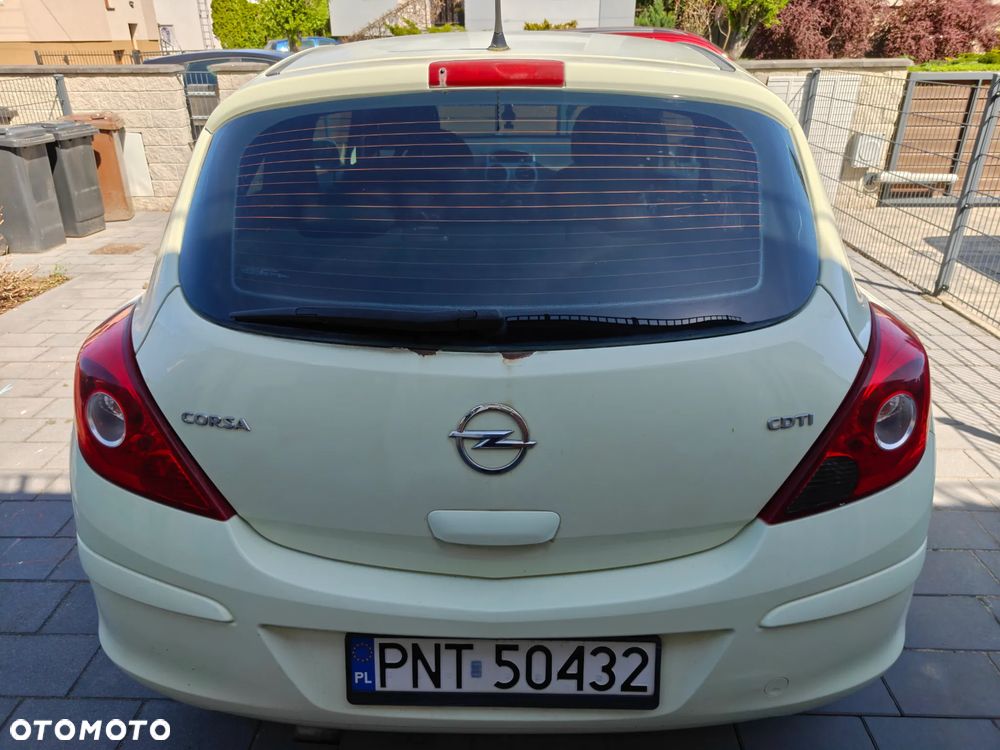 Opel Corsa 1.3 CDTI DPF - 8