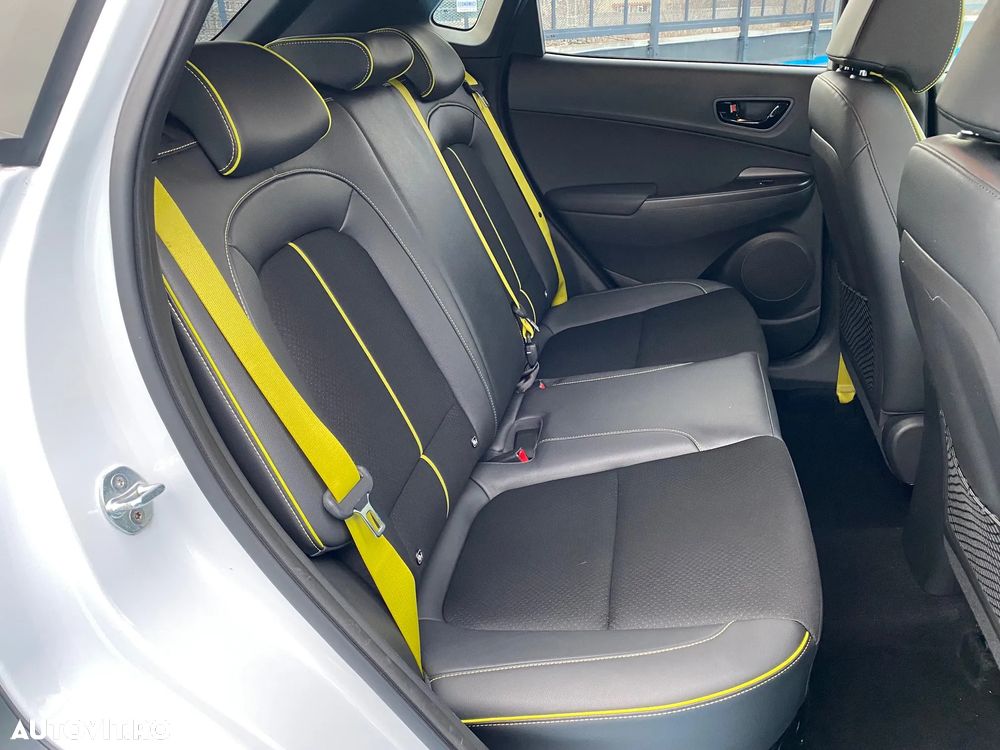 Hyundai KONA 1.6 GDI DCT Premium - 29