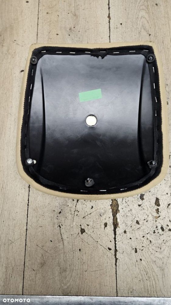 Oparcie pasażera na kufer Vespa GTS / Primavera - 7