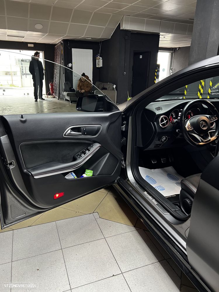 Mercedes-Benz CLA 180 AMG Line - 12