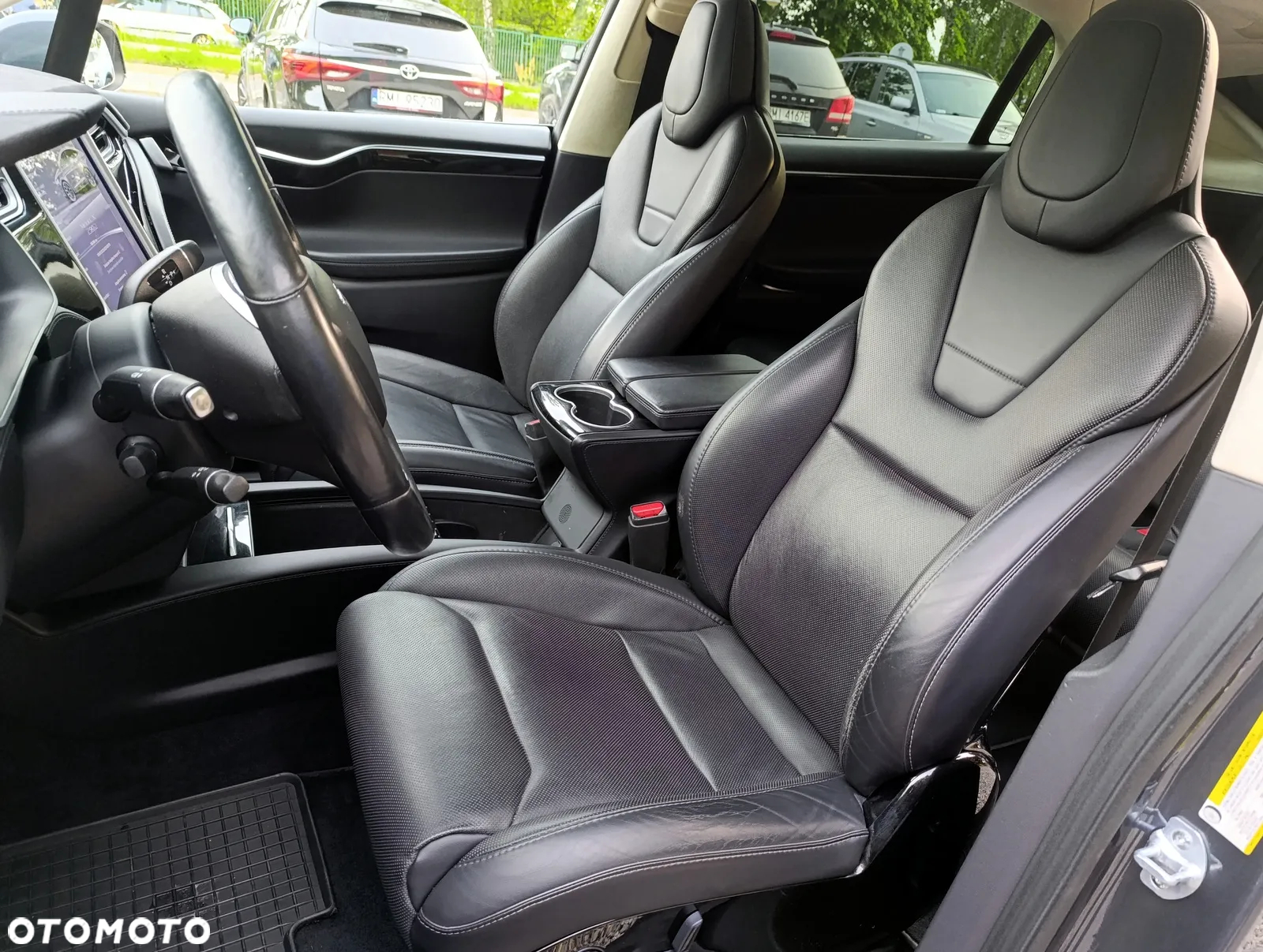 Tesla Model X Performance - 18