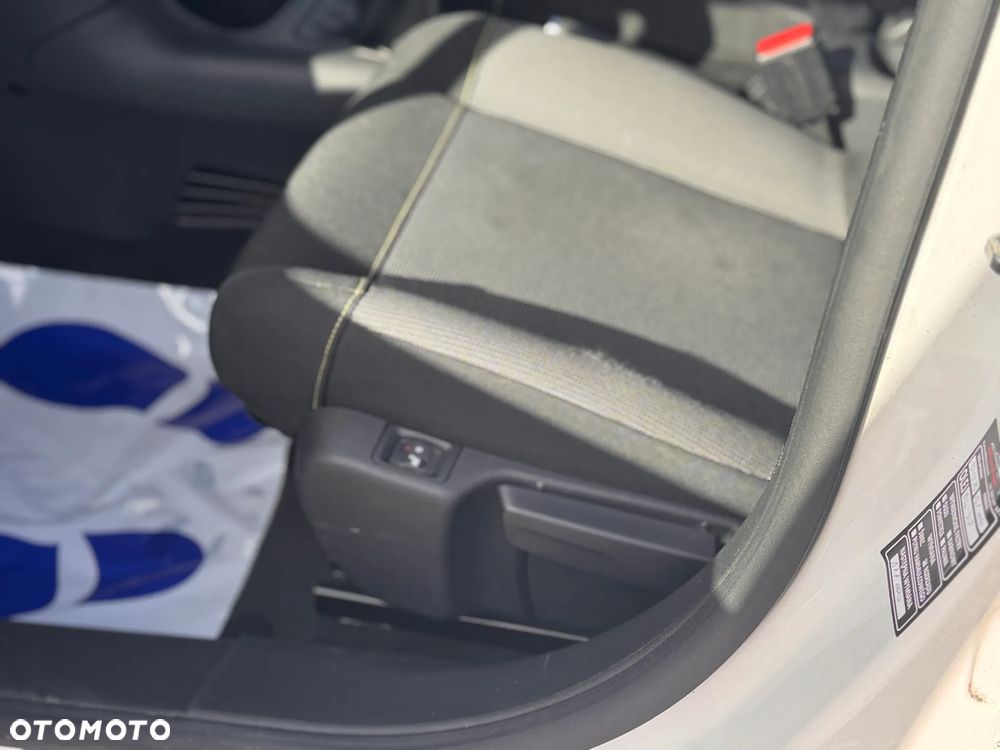 Citroën C3 1.2 PureTech Shine - 16