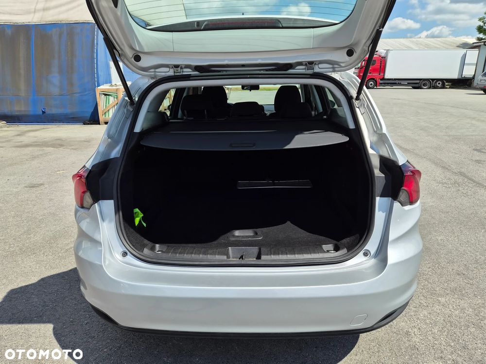 Fiat Tipo 1.6 MultiJet City Life - 4