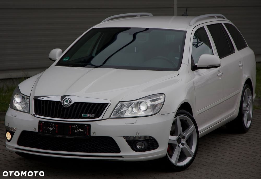 Skoda Octavia 2.0 TDI DPF RS DSG - 3