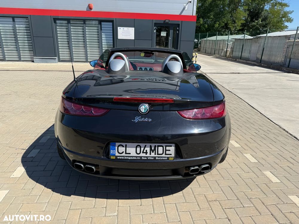 Alfa Romeo Spider - 14
