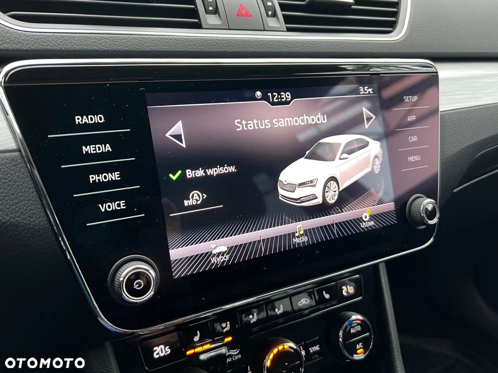 Skoda Superb 1.5 TSI Ambition DSG - 24