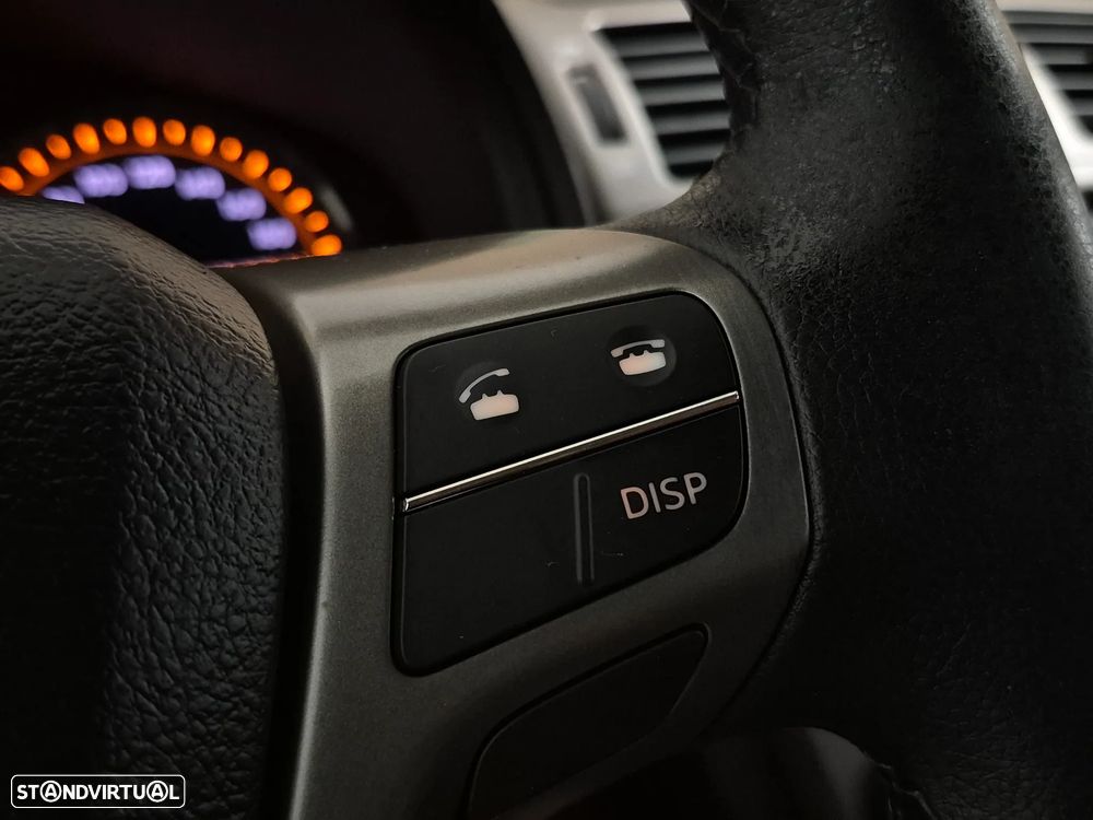 Toyota Avensis 2.0 D-4D Exclusive +Pele+GPS — fotografia 13
