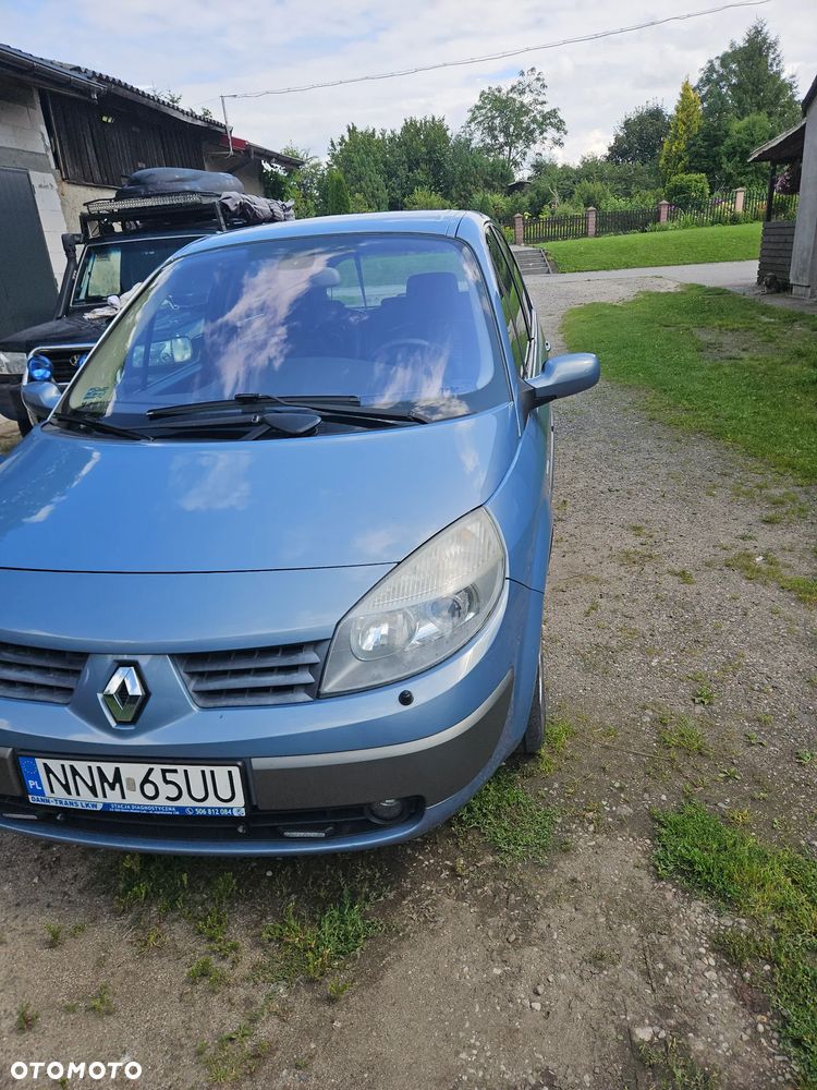 Renault Scenic 2.0 16V Emotion - 1