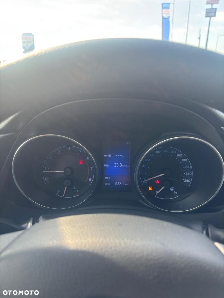 Toyota Auris 1.33 Dual-VVT-i Comfort - 7