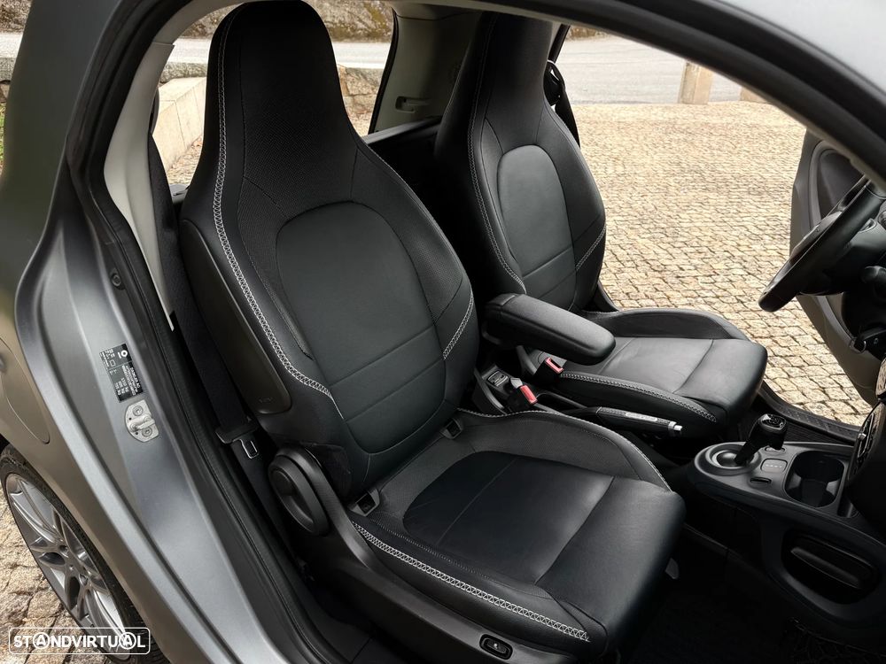 Smart ForTwo Coupé EQ Brabus Style - 23