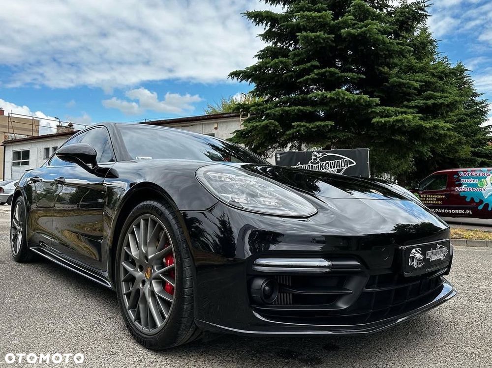 Porsche Panamera Turbo - 2
