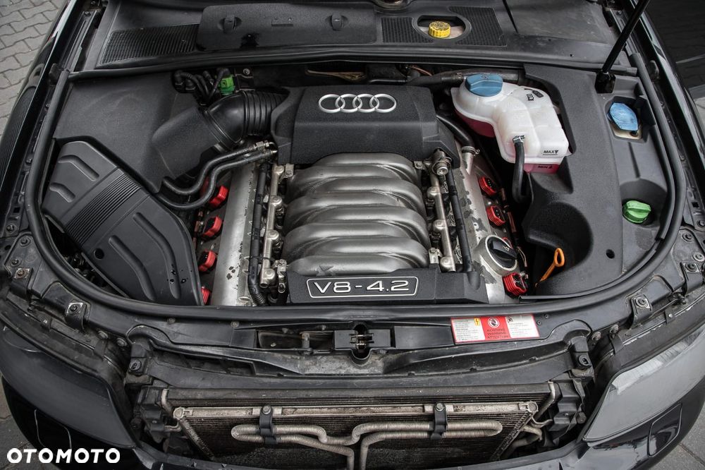 Audi RS4 Limousine - 29