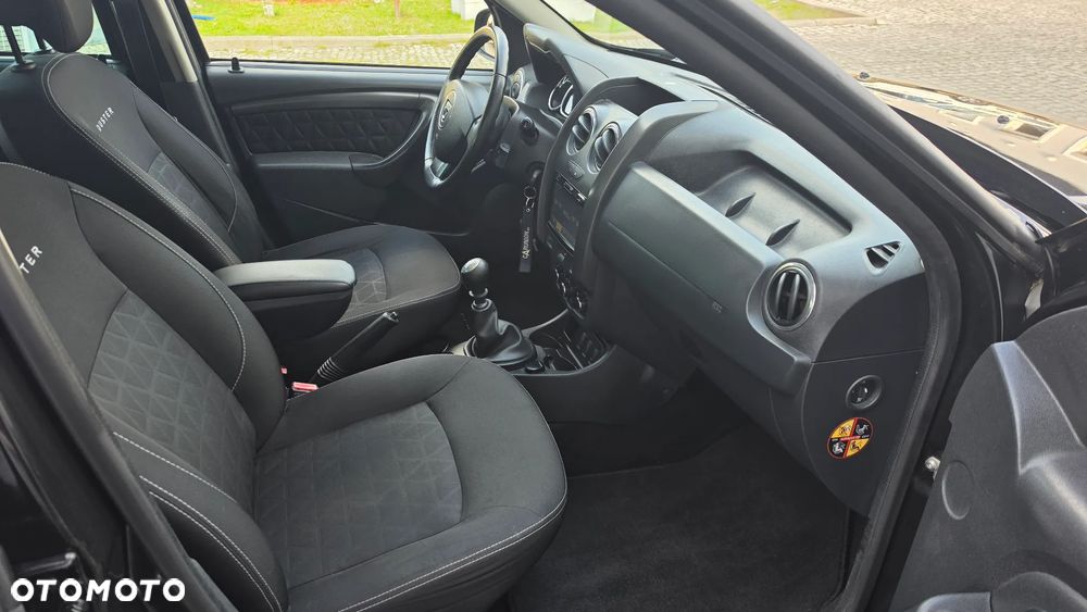 Dacia Duster TCe 125 4x2 Celebration - 9