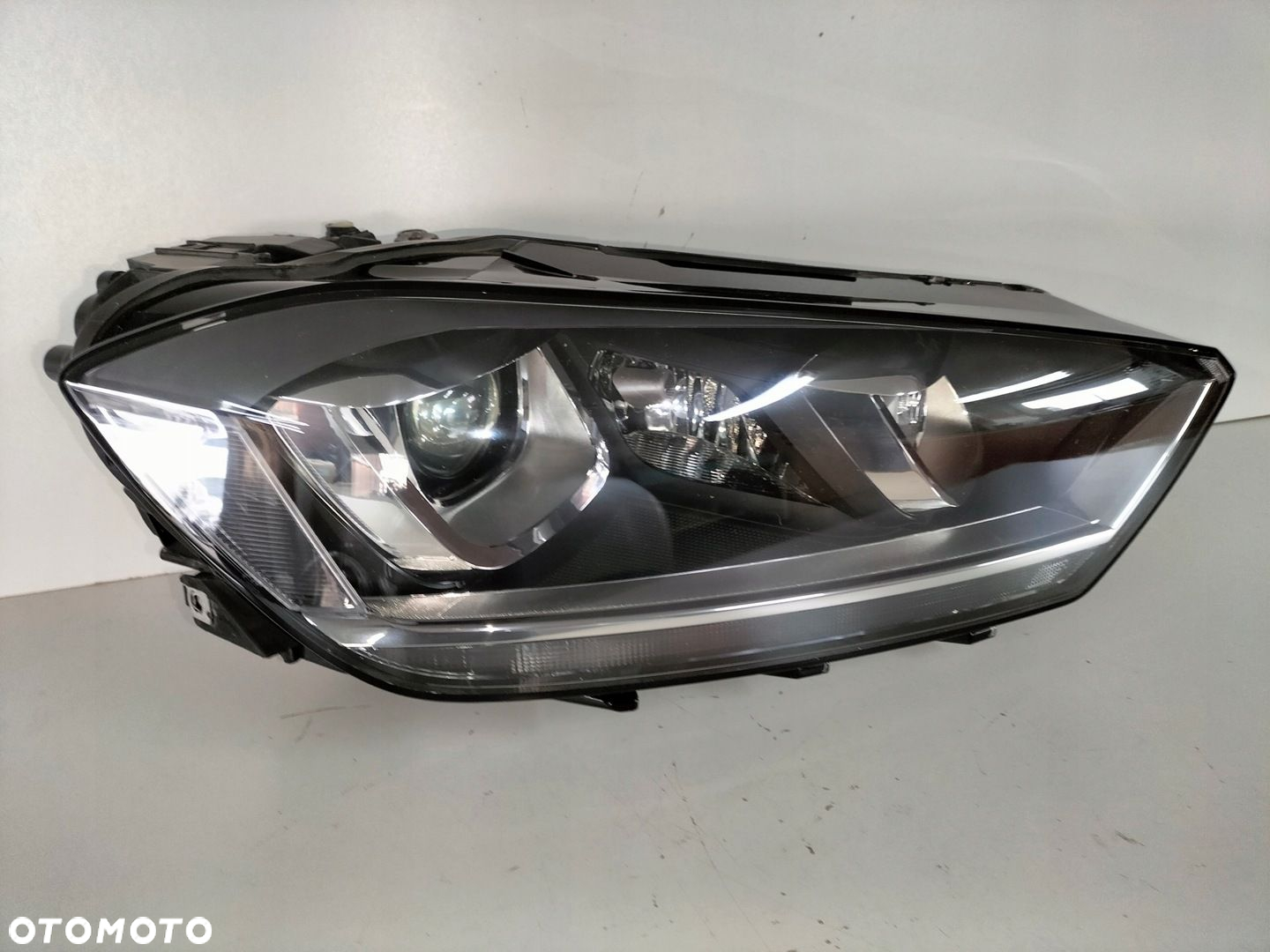Lampa przednia prawa VW GOLF 7 VII 13- SPORTSVAN - 3