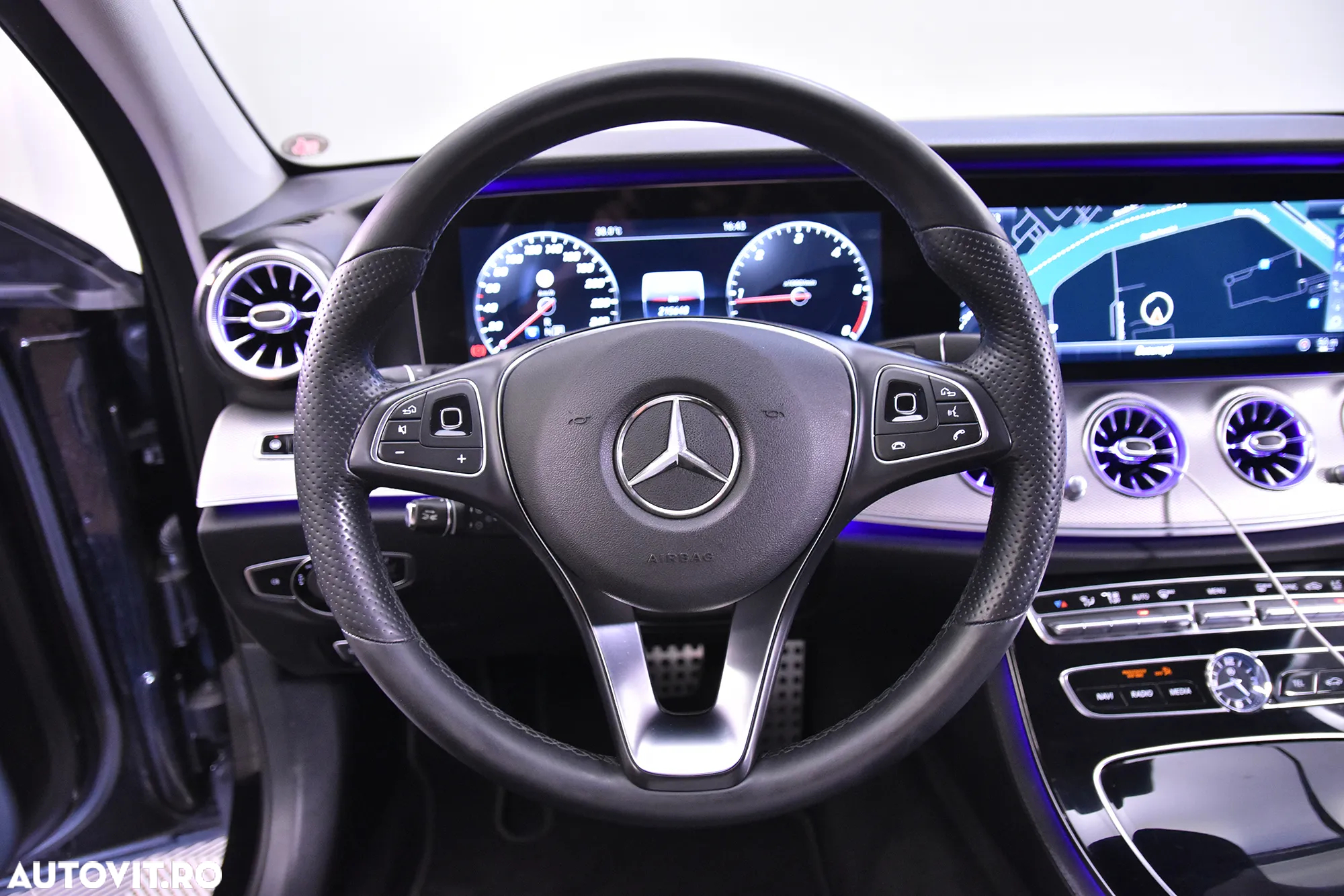 Mercedes-Benz E 220 d T-Modell Aut. - 16