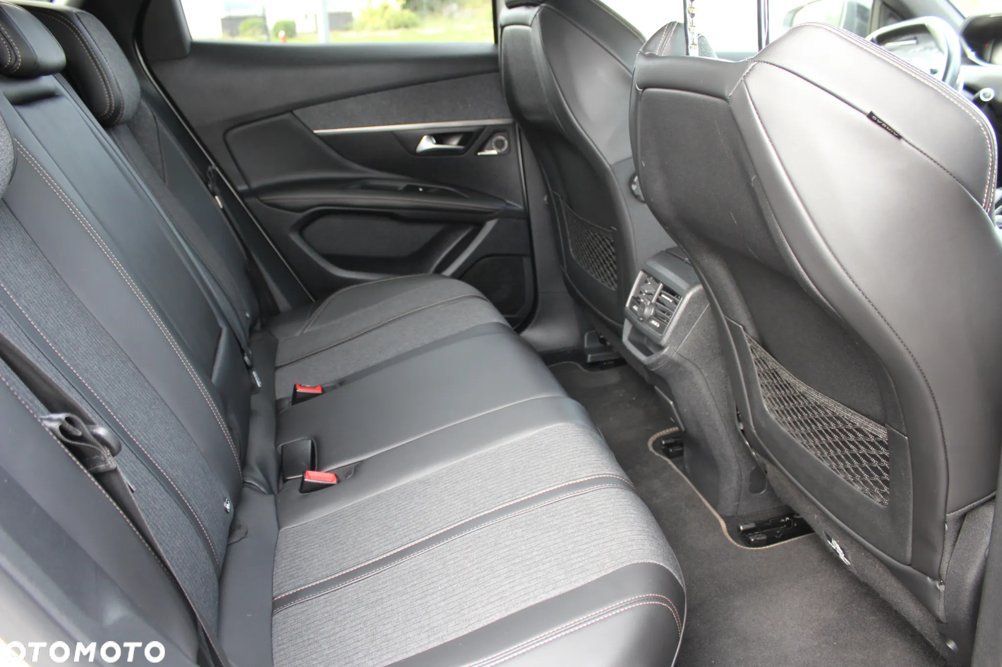 Peugeot 3008 BlueHDi 180 Stop & Start EAT8 GT - 9