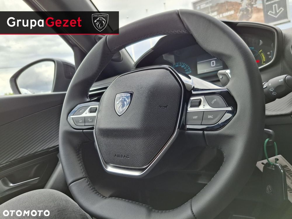 Peugeot 2008 - 11