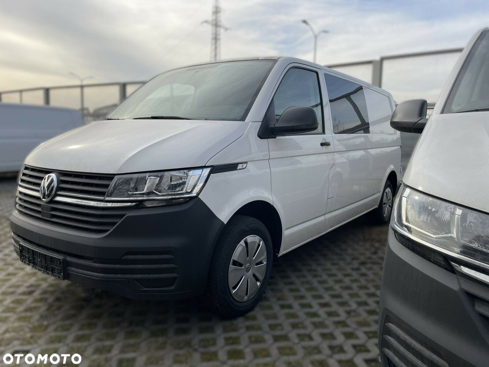 Volkswagen Transporter T6.1 Furgon 3400 2.0TDI 150KM 6b. 3m. - 4