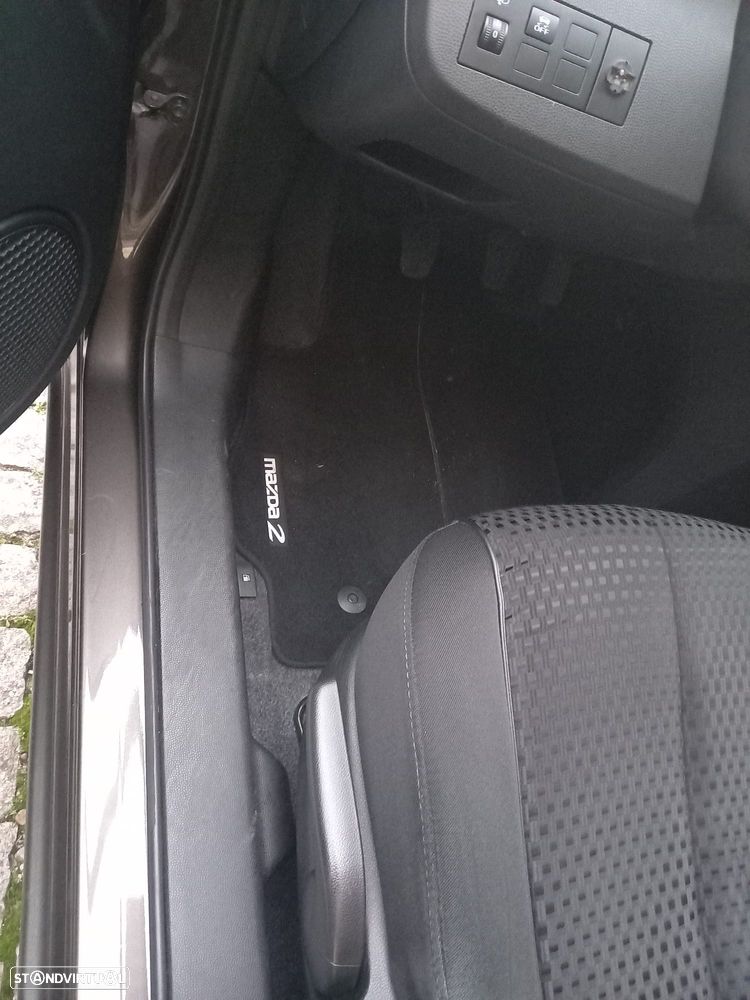 Mazda 2 1.3 MZR Advanced Navi - 15