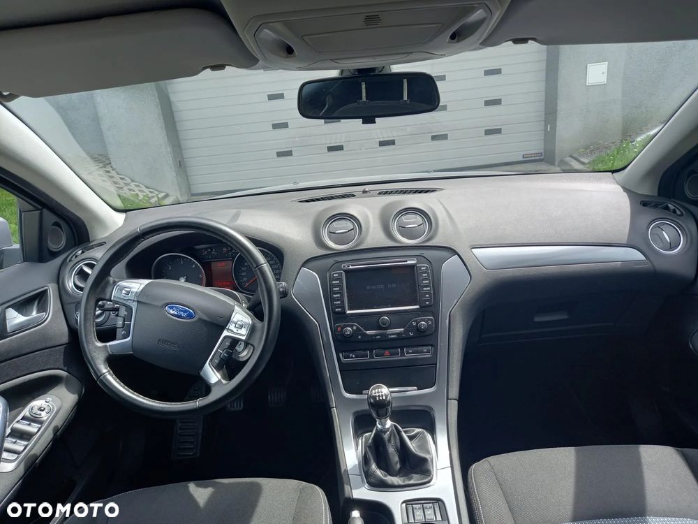 Ford Mondeo 2.0 TDCi Business Edition - 19