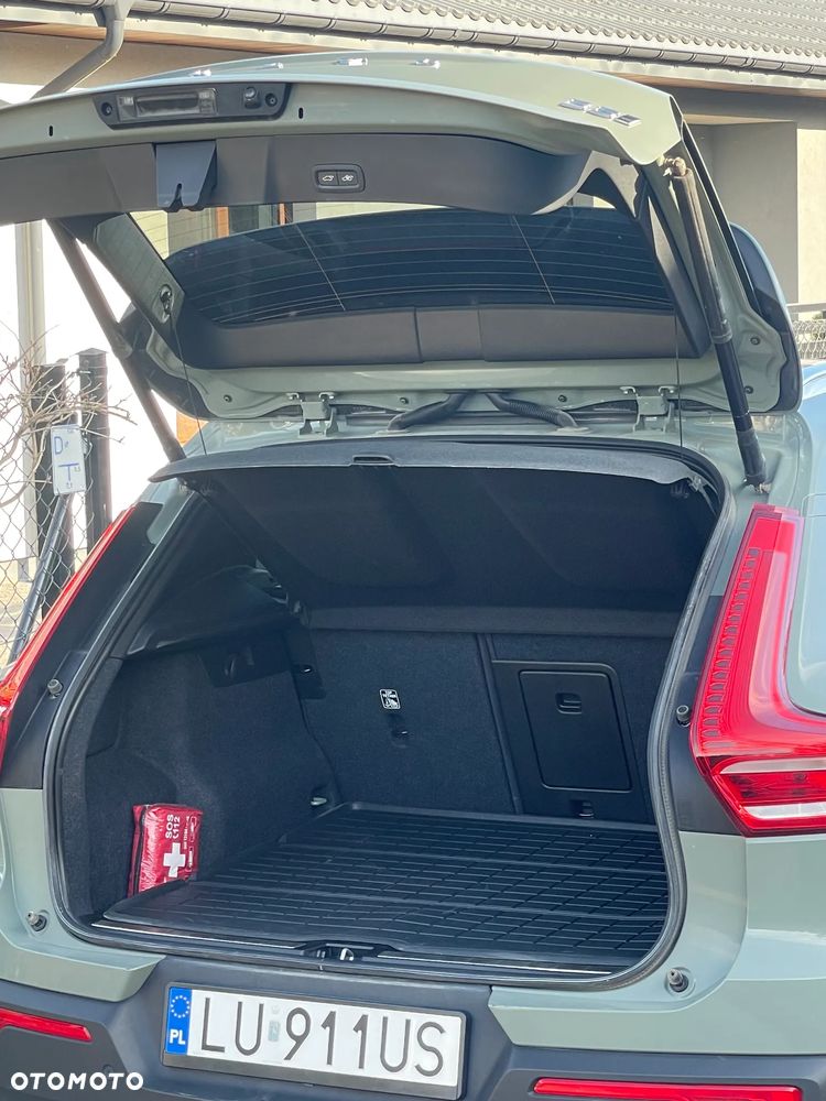 Volvo XC 40 B5 AWD Ultimate Bright - 24