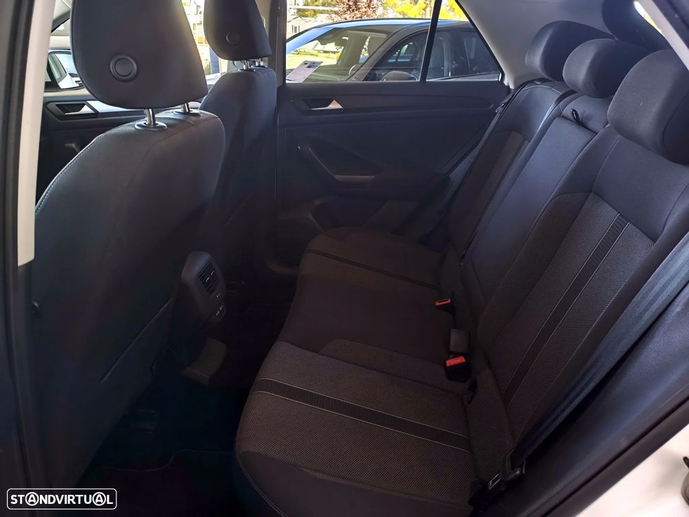 VW T-Roc 1.0 TSI Life - 9
