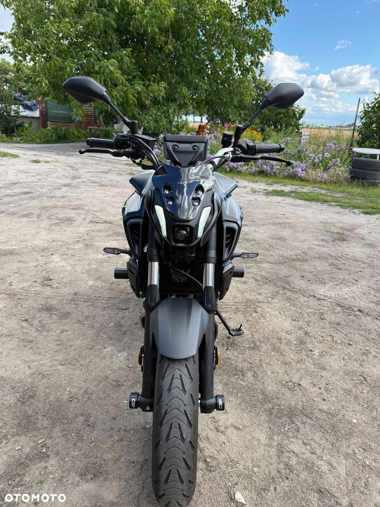 Yamaha MT - 9