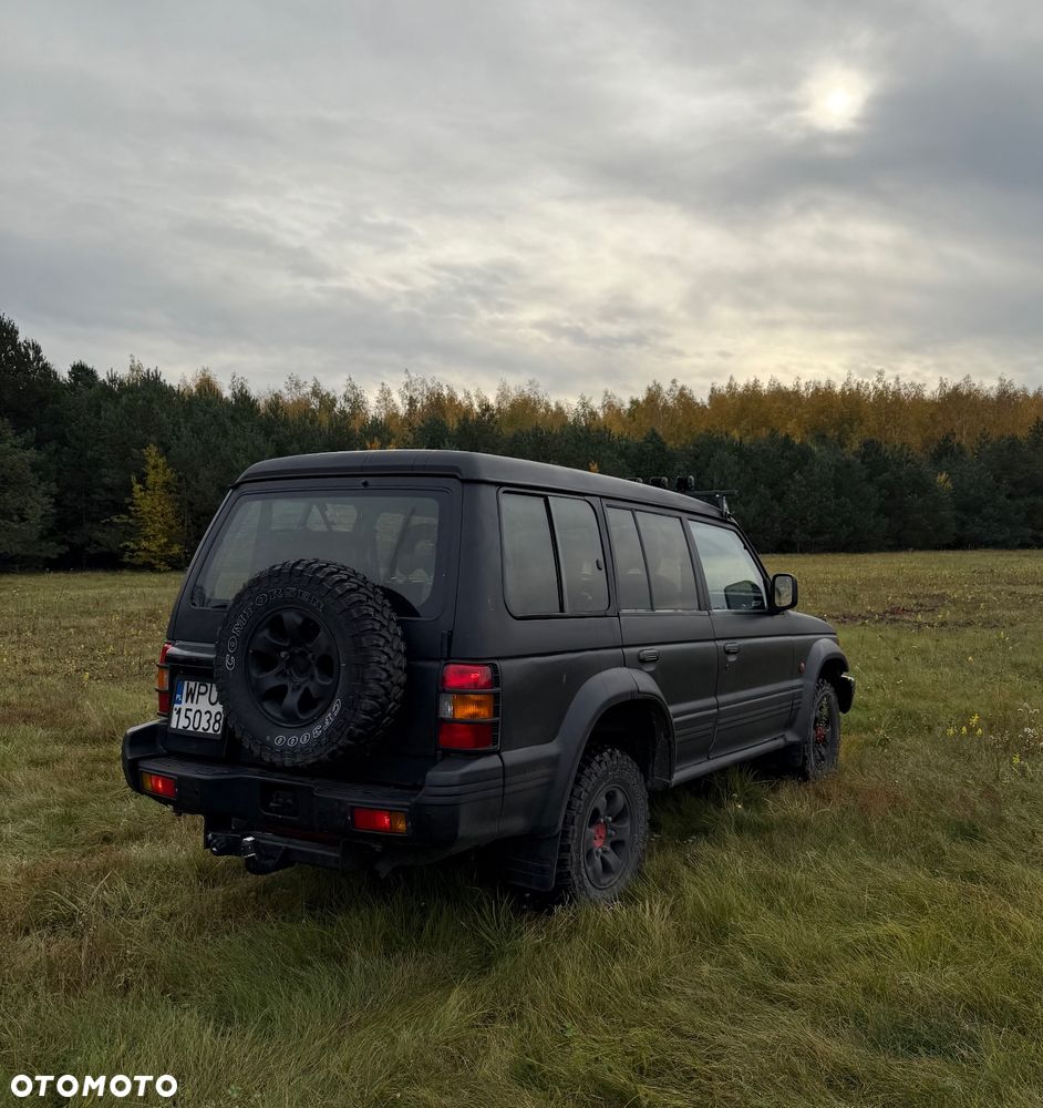 Mitsubishi Pajero 1996 photo 2