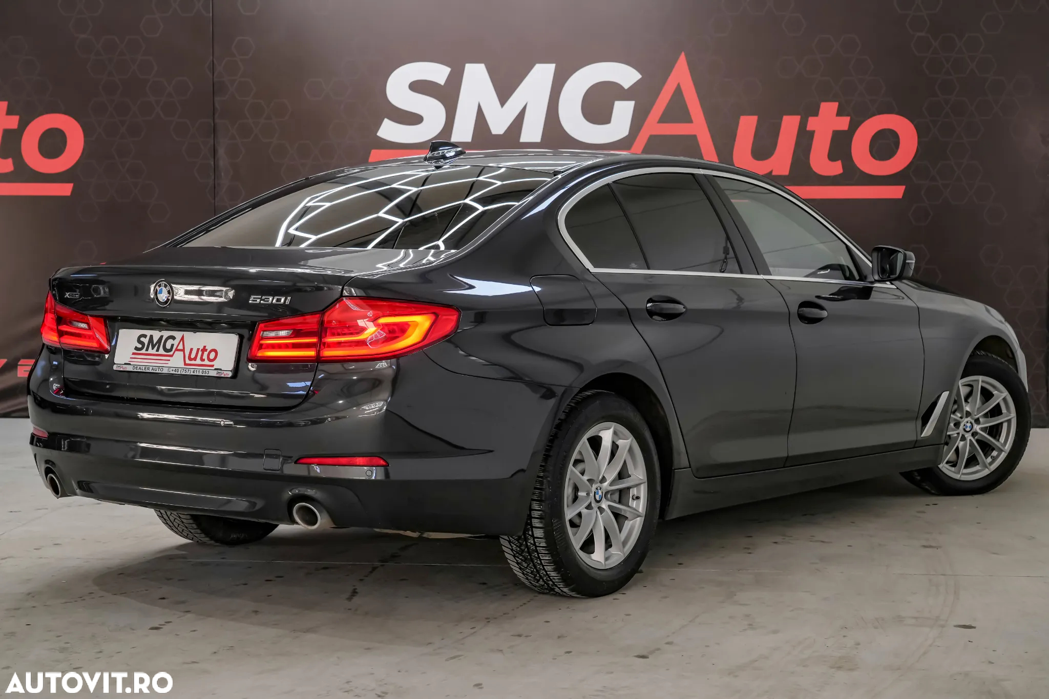 BMW Seria 5 530i xDrive Aut. Luxury Line - 5