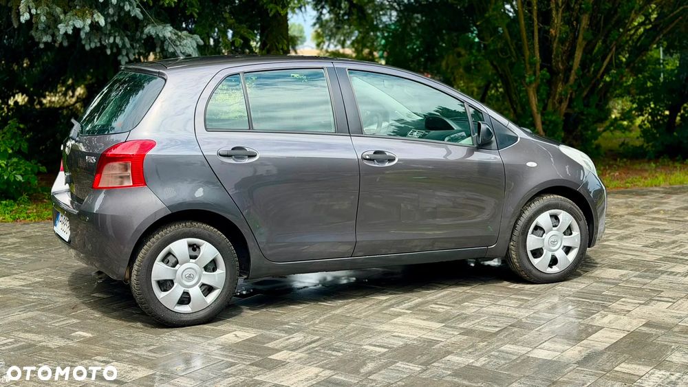 Toyota Yaris - 34