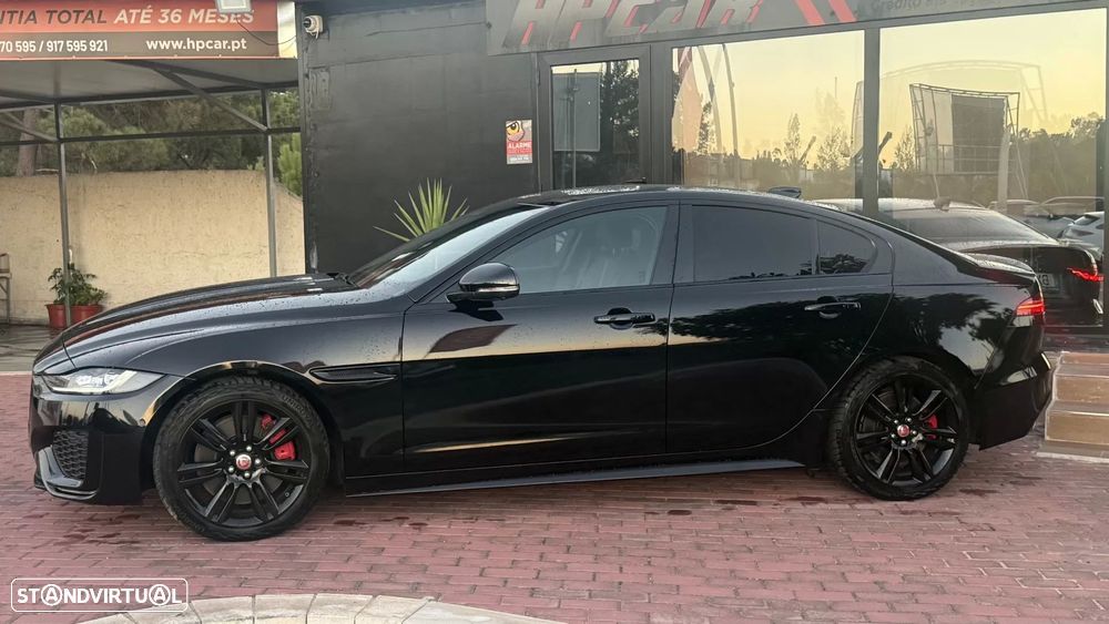 Jaguar XE 2.0 D200 R-Dynamic S - 19