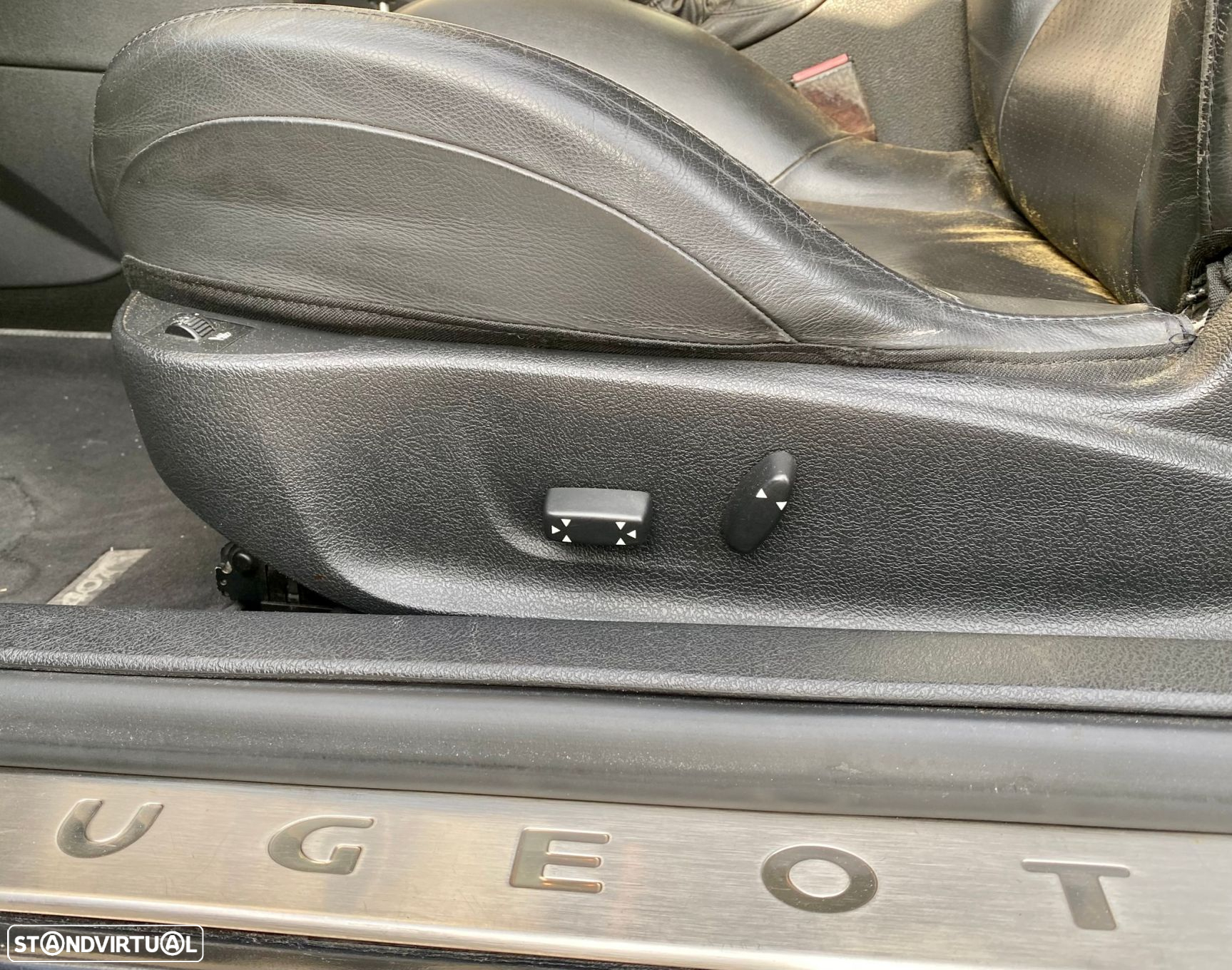 Peugeot 407 - 13