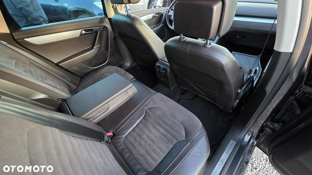 Volkswagen Passat - 24
