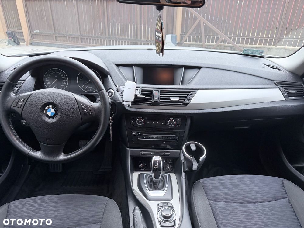 BMW X1 sDrive18d - 17