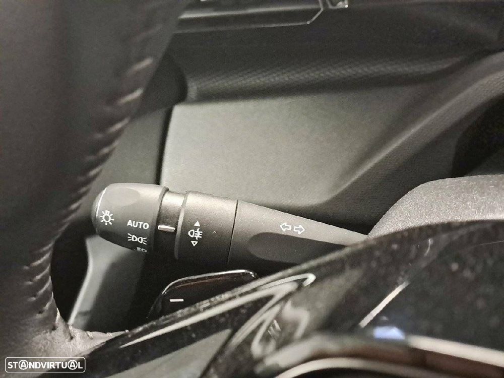 Peugeot 308 1.2 Hybrid Style e-DCS6 - 14