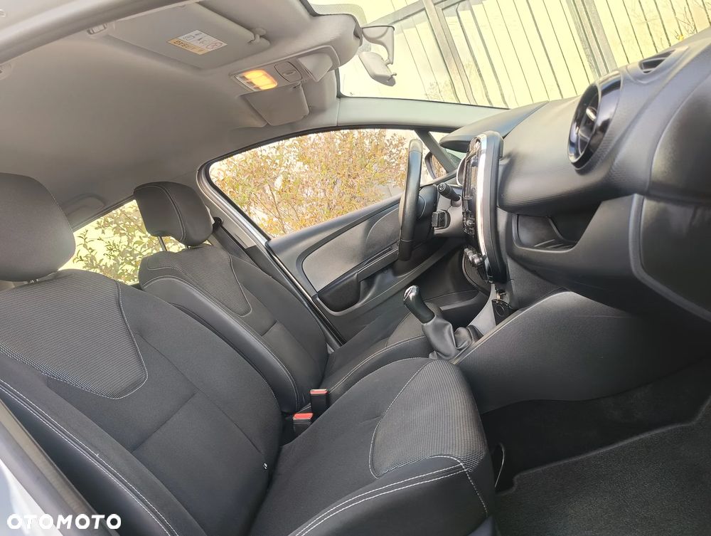 Renault Clio TCe 90 Limited - 12