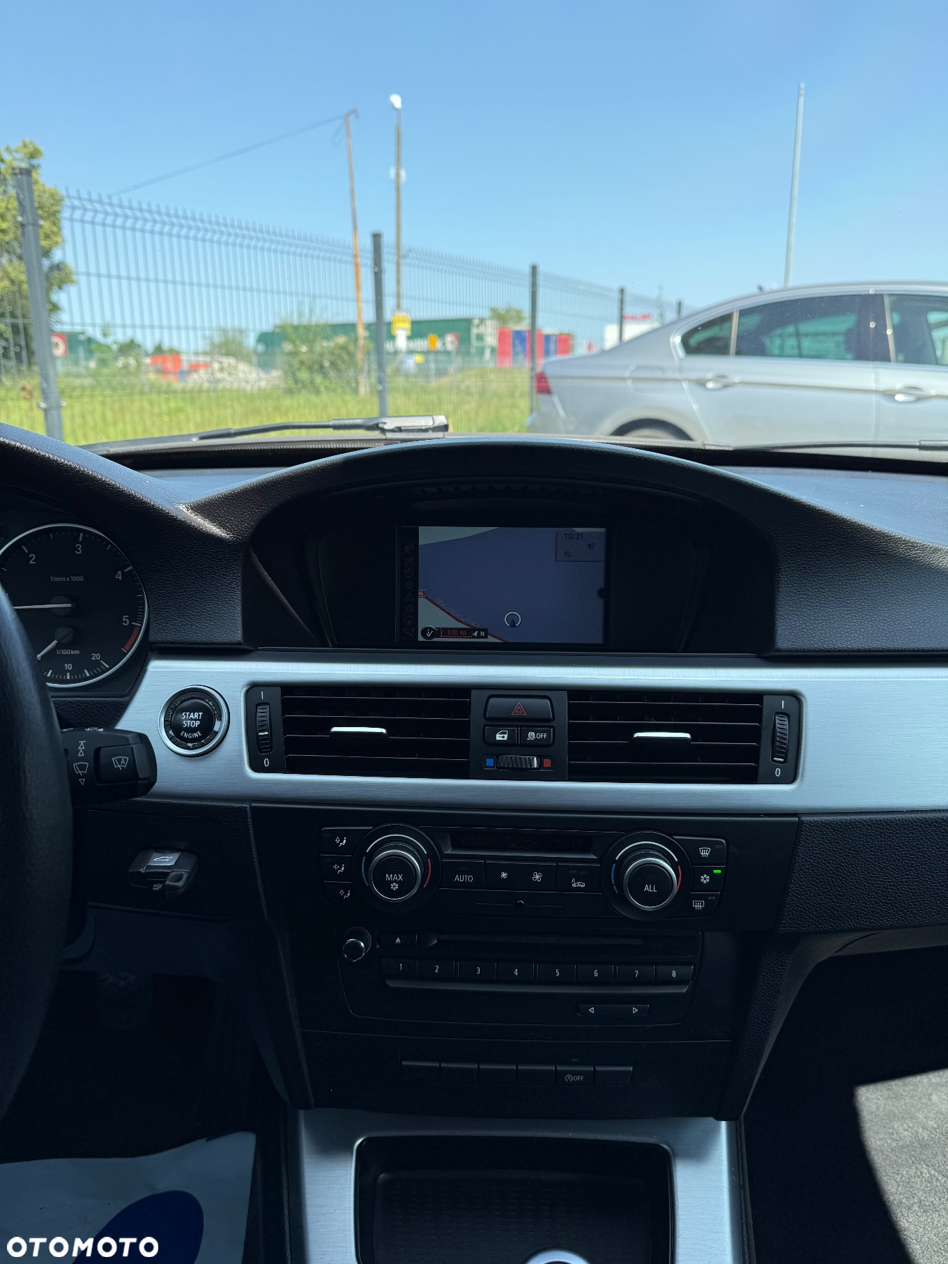 BMW Seria 3 320d - 27