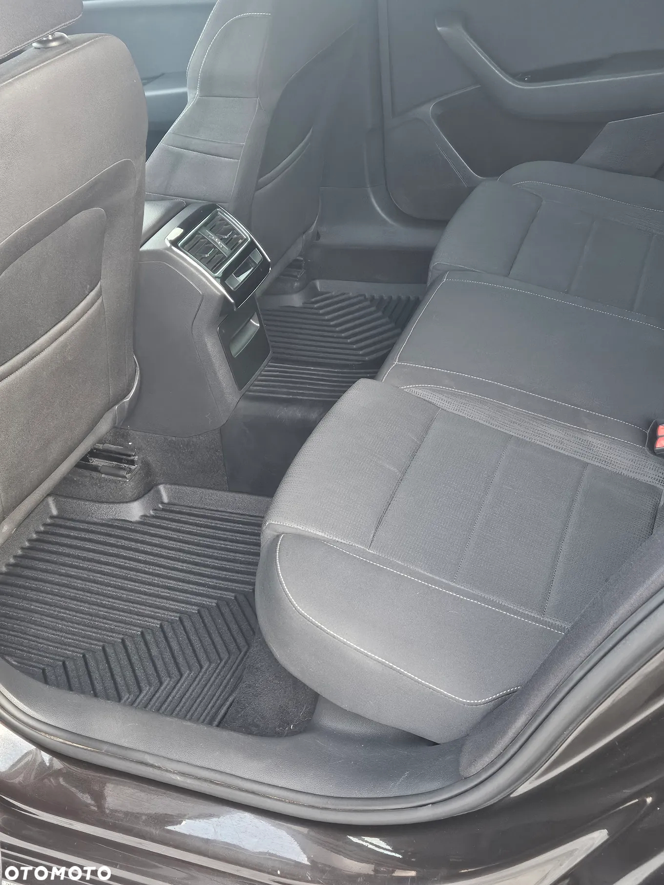 Skoda Superb 1.4 TSI ACT Ambition - 9