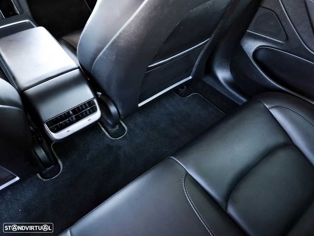 Tesla Model 3 Standard Range Plus RWD - 14