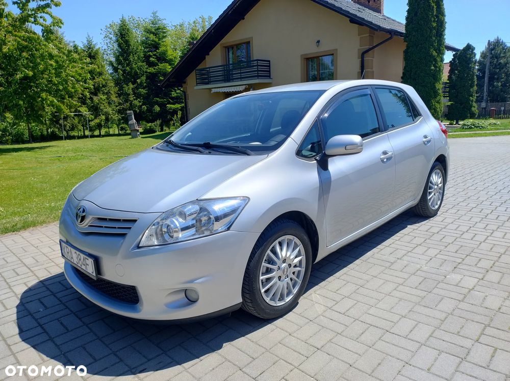 Toyota Auris 1.33 VVT-i - 13