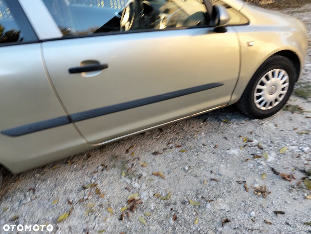 Opel Corsa 2007 photo 5