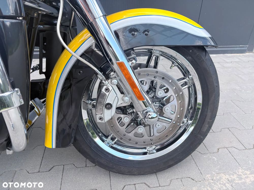 Harley-Davidson Touring Electra Glide - 15
