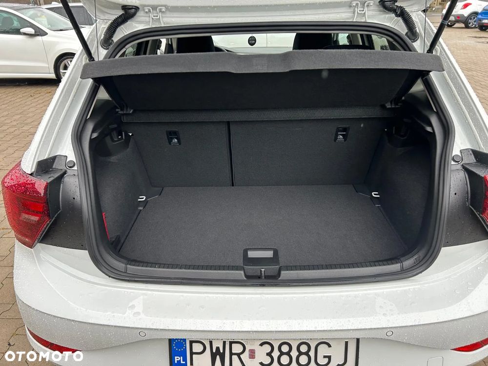 Volkswagen Polo 1.0 MPI Special Edition - 21