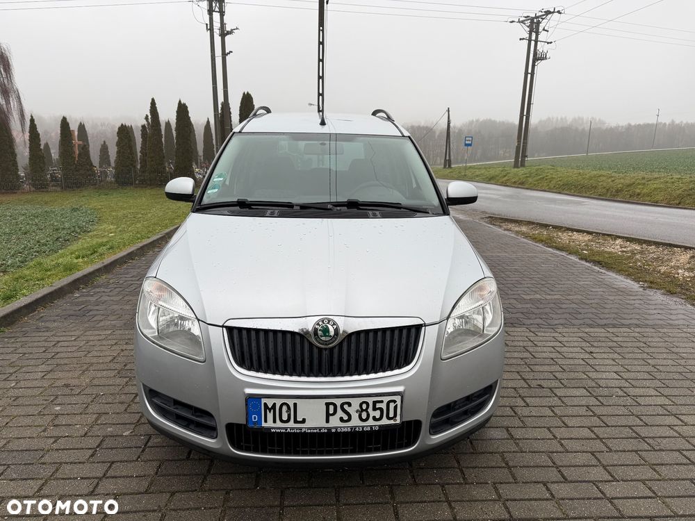 Skoda Roomster 1.4 16V Comfort PLUS EDITION - 2