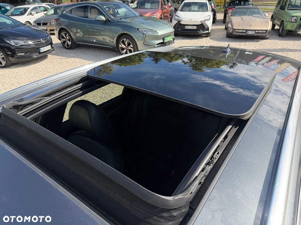 Audi A4 Avant 2.0 TDI ultra S tronic sport - 37