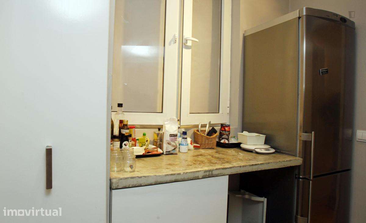 Apartamento com 2 quartos - localizado em Campo de Ourique Lisbon - Grande imagem: 3/16