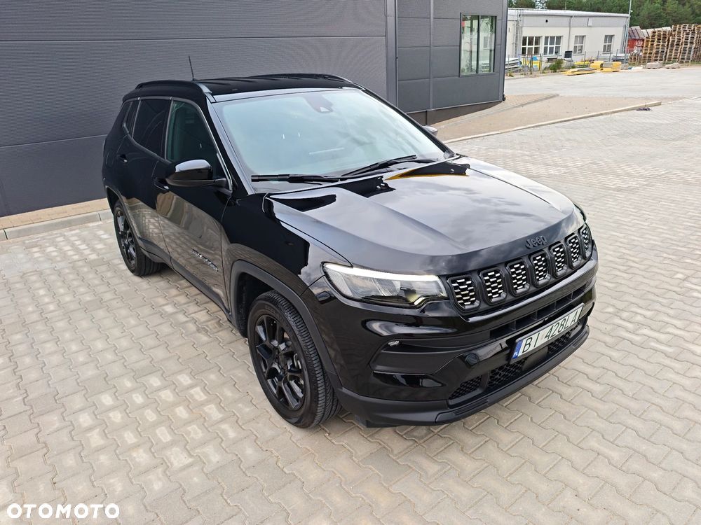 Jeep Compass - 10