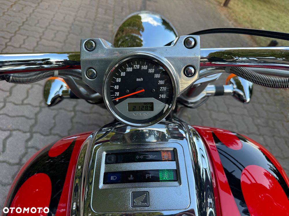 Honda VTX - 22
